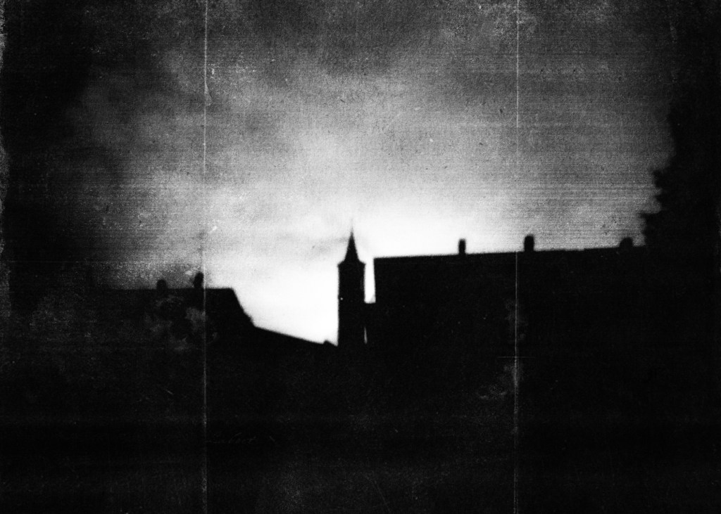 Pittura digitale ottenuta da uno scatto costruito con luce drammatica